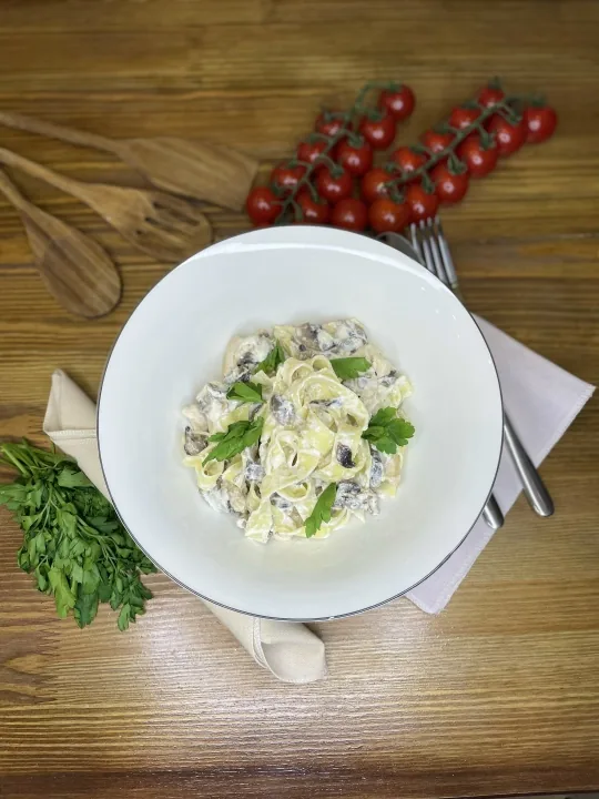ПАСТА КУРИЦА С ГРИБАМИ